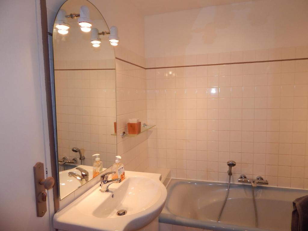 Gites De Launay Guibert Miniac-Morvan Kamer foto